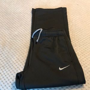 Nike sweat pants kids